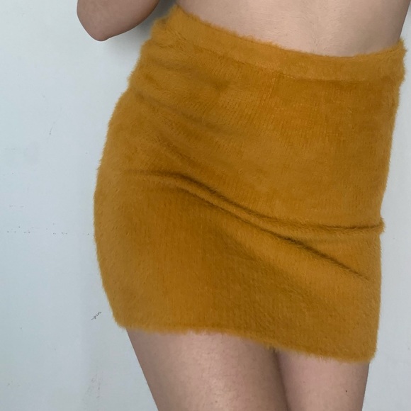 Meek Duo - Picture 3 of 5